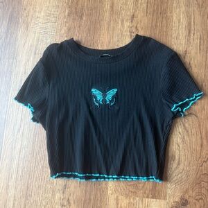Cropped butterfly t-shirt